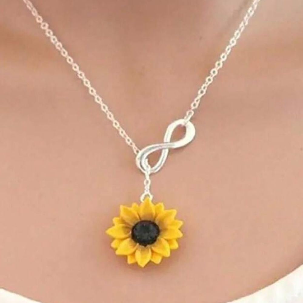 3for$20 1 Pc Infinity Heart Sunflower Necklace